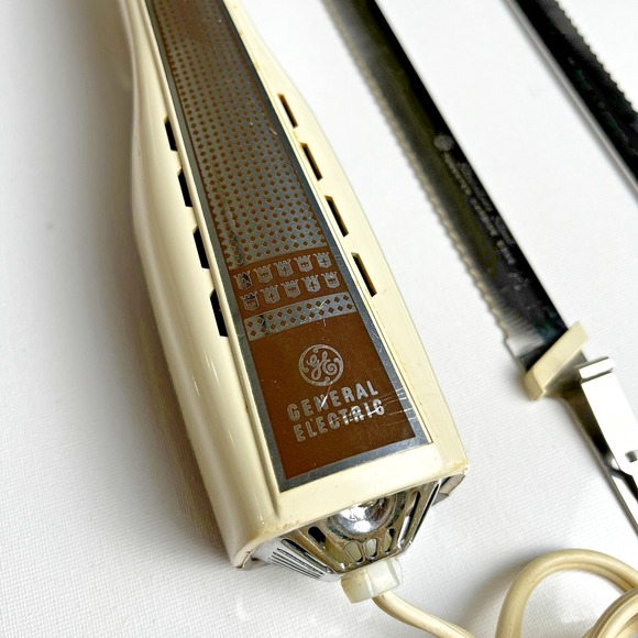 🇺🇸 Vintage GE Electric Carving Knife w Wall Mount Case Tested Working - Picture 7 of 16